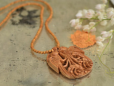 Kadam ♣ Wooden Neckpieces { m }